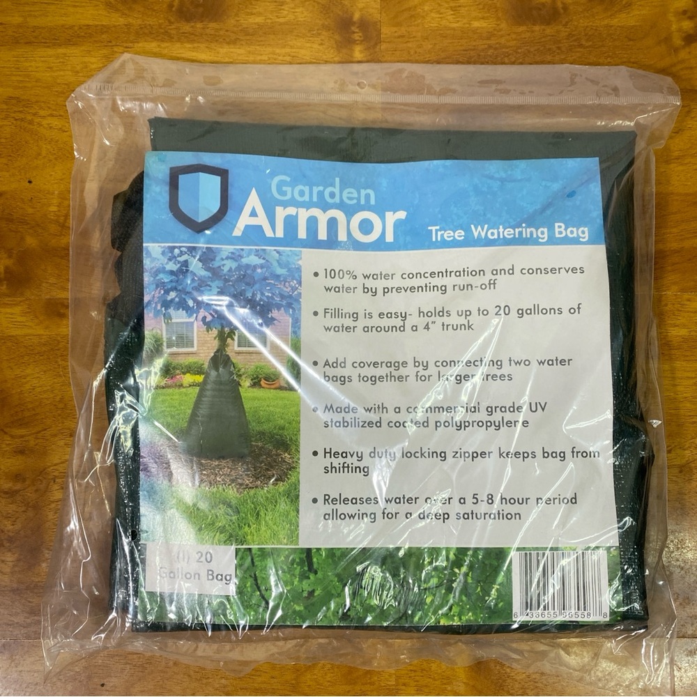 New Garden Armor Tree Green Watering Bag 20lbs